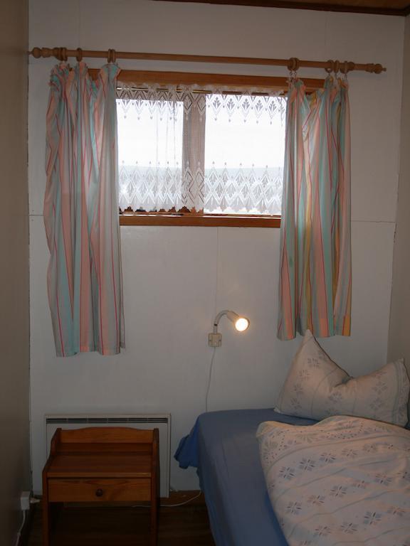 Brekkulaekur Guesthouse Hunathing Vestra Szoba fotó