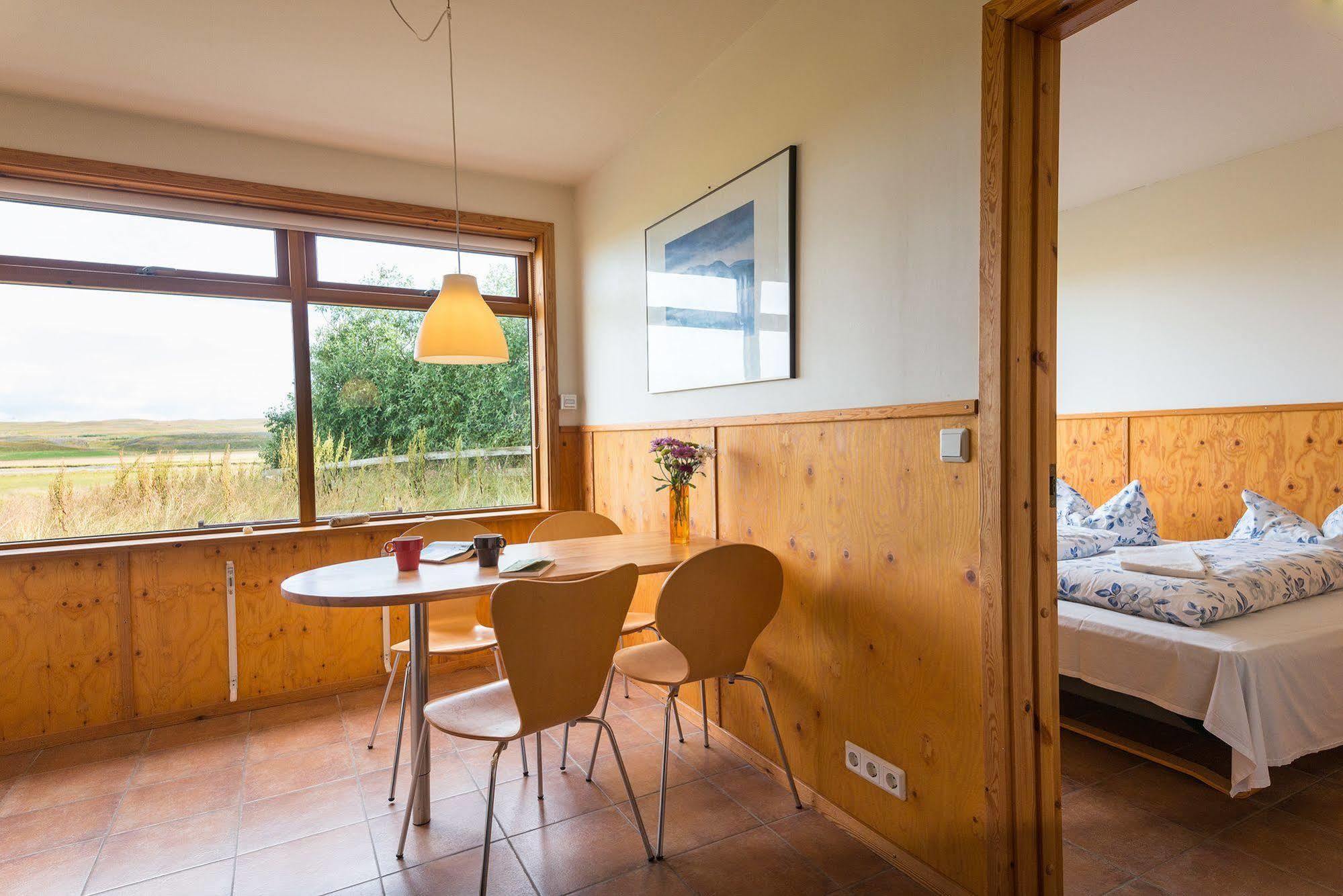 Brekkulaekur Guesthouse Hunathing Vestra Kültér fotó